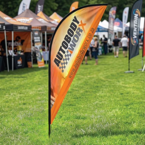 Signgage & Display Solutions - Sharkfin Banner - MRD Designs